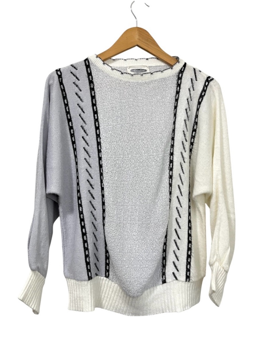 Vintage Women’s Two-Tone Drop Shoulder Crewneck Sweater in Grey and Cream